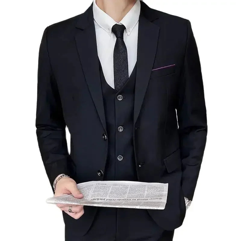 Suit  (Blazer+vest+pants)  Fashionable and Formal Outdoor Gentleman Solid Color Men's Business Wedding Host Gentleman's Suit