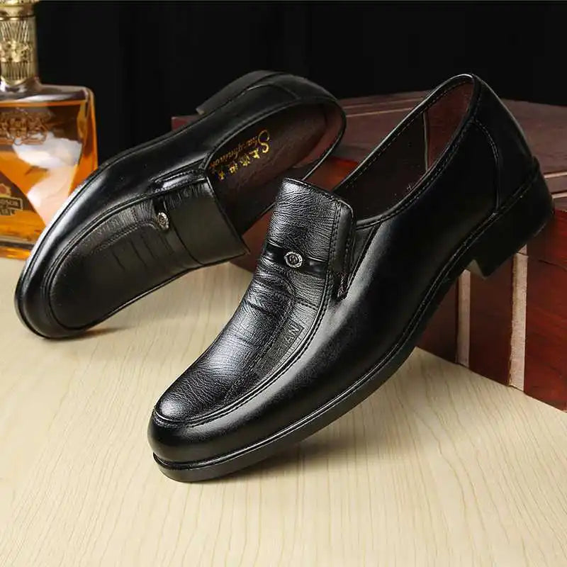 Men Leather Shoes Business Shoes Round Toe Dress Shoes Party Wedding Shoe High Quality Casual Men Loafers Work Slip-On Flat Shoe