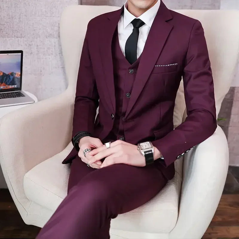 Suit  (Blazer+vest+pants)  Fashionable and Formal Outdoor Gentleman Solid Color Men's Business Wedding Host Gentleman's Suit