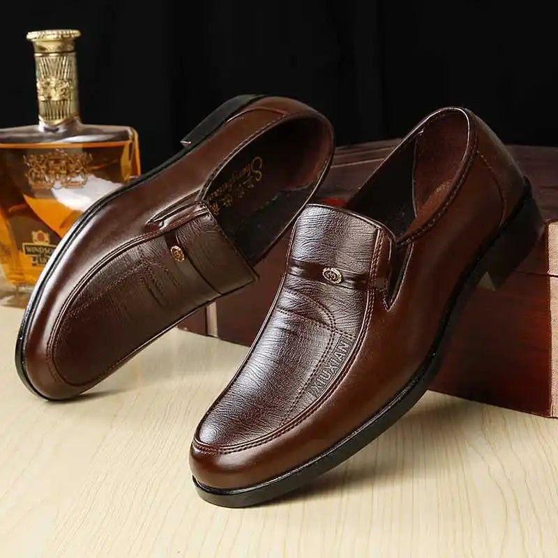 Men Leather Shoes Business Shoes Round Toe Dress Shoes Party Wedding Shoe High Quality Casual Men Loafers Work Slip-On Flat Shoe